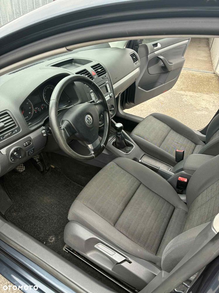 Volkswagen Golf 1.6 Tour - 17