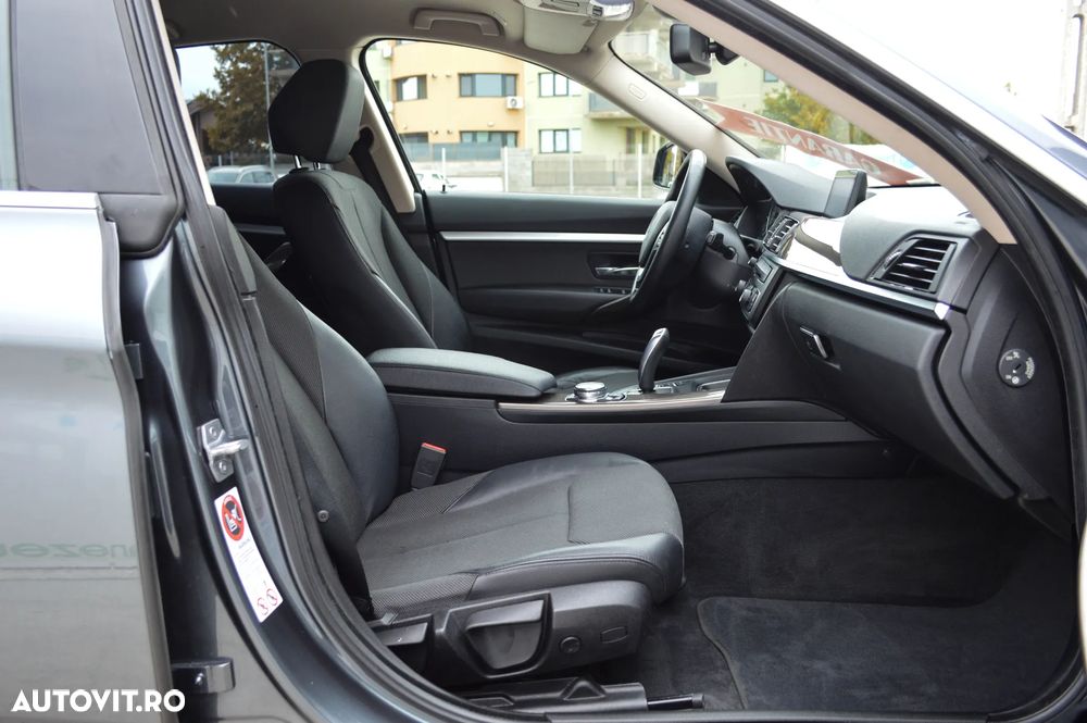 BMW Seria 3 320d xDrive Aut. Luxury Line - 33