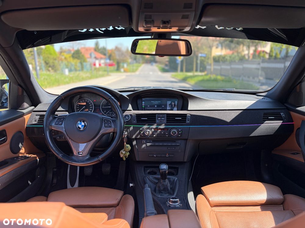 BMW Seria 3 318d - 11