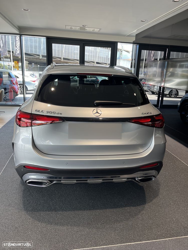 Mercedes-Benz GLC 300 de 4Matic - 4