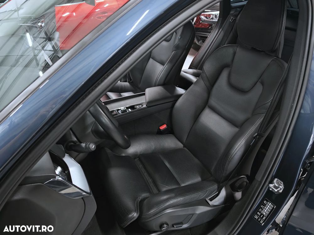 Volvo XC 60 D4 Geartronic Momentum - 9
