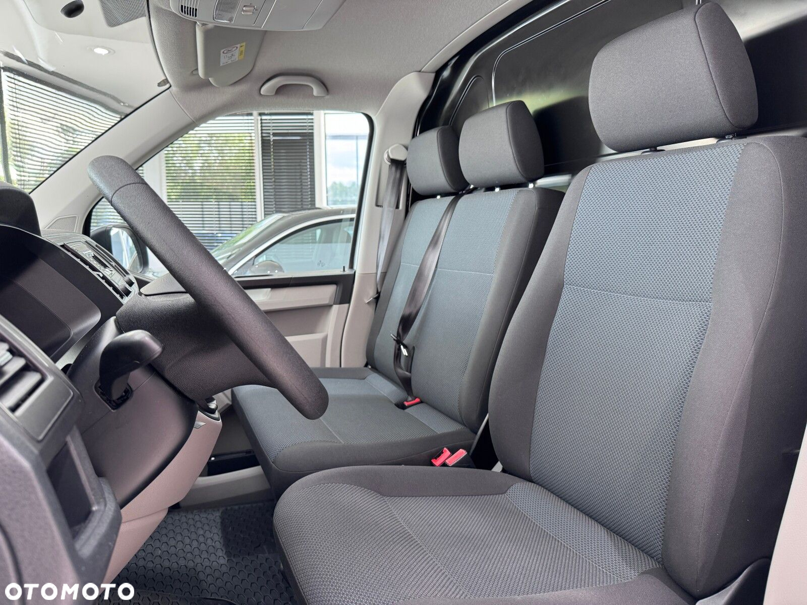 Volkswagen Transporter L2H1 - 10