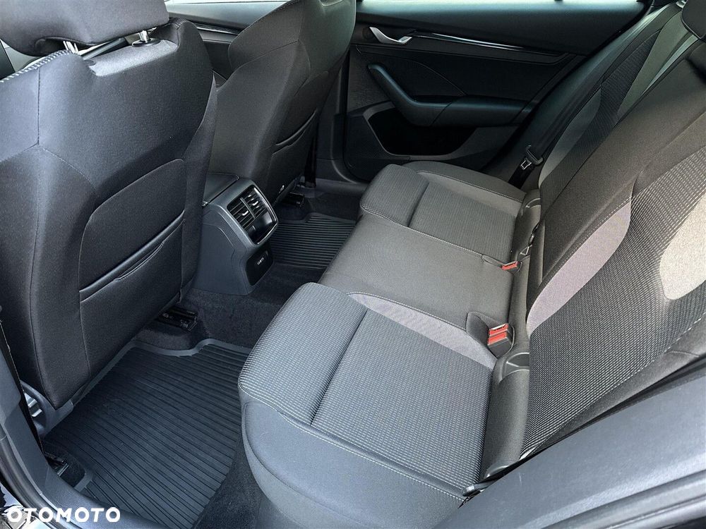 Skoda Octavia 1.5 TSI Selection - 13