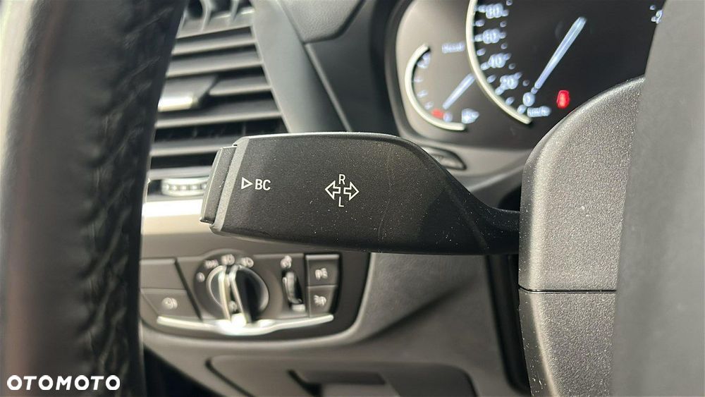 BMW X3 sDrive18d Advantage sport - 25