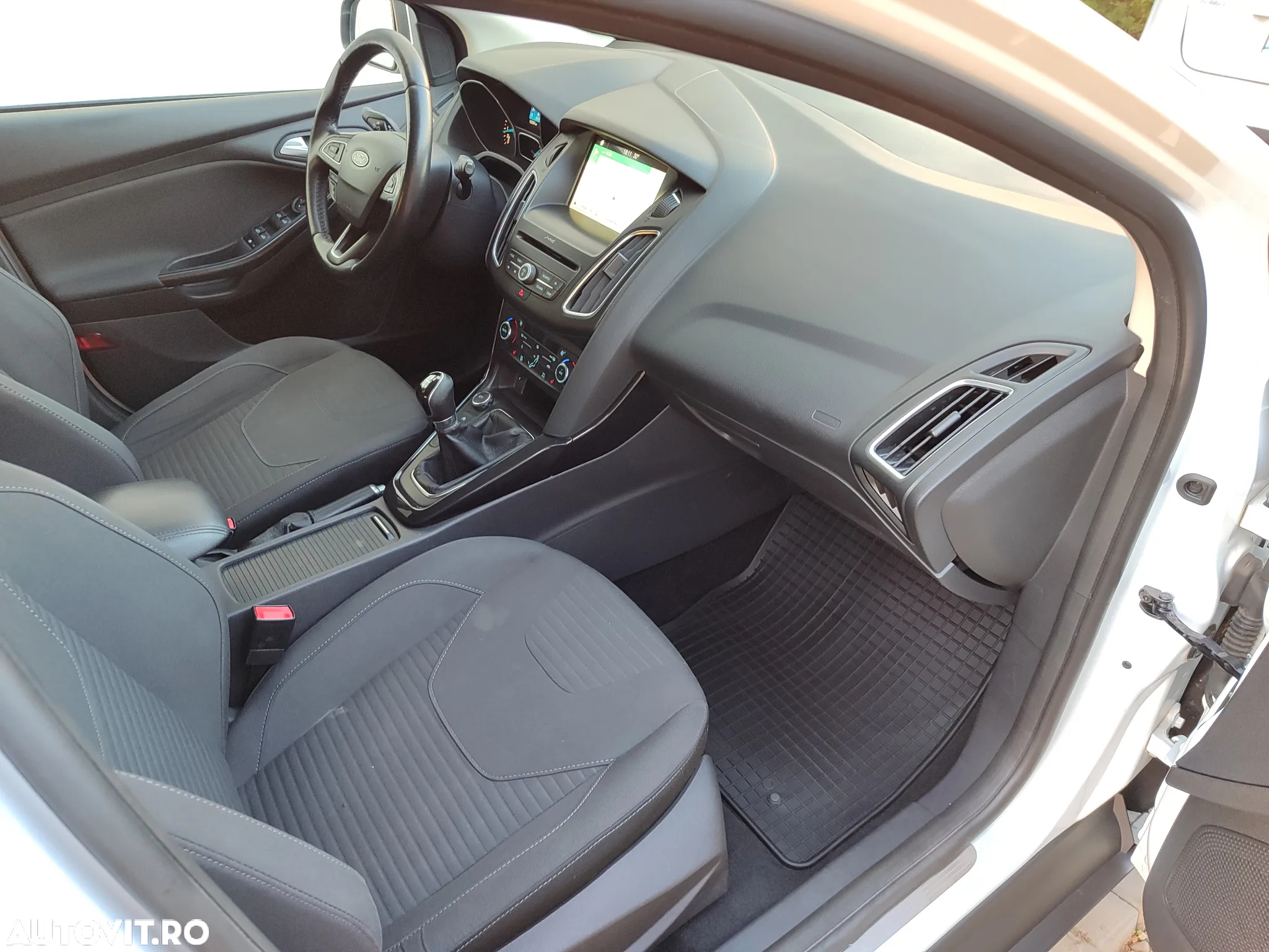 Ford Focus 1.0 EcoBoost Start-Stopp-System COOL&CONNECT DESIGN - 15