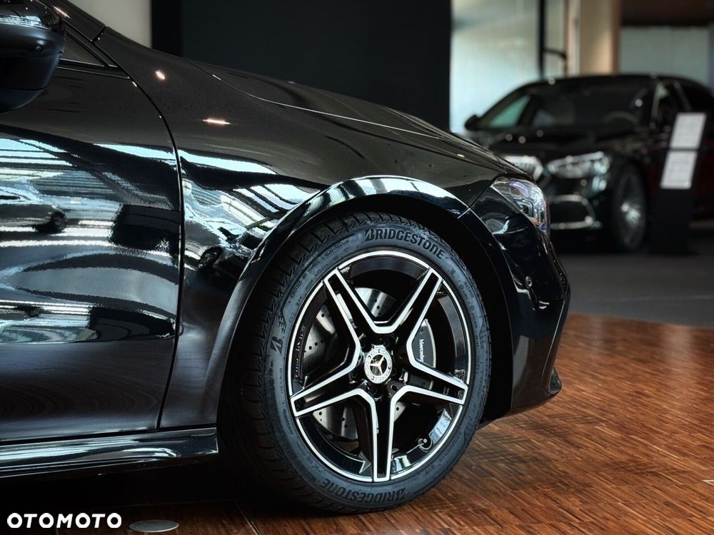 Mercedes-Benz CLA - 4