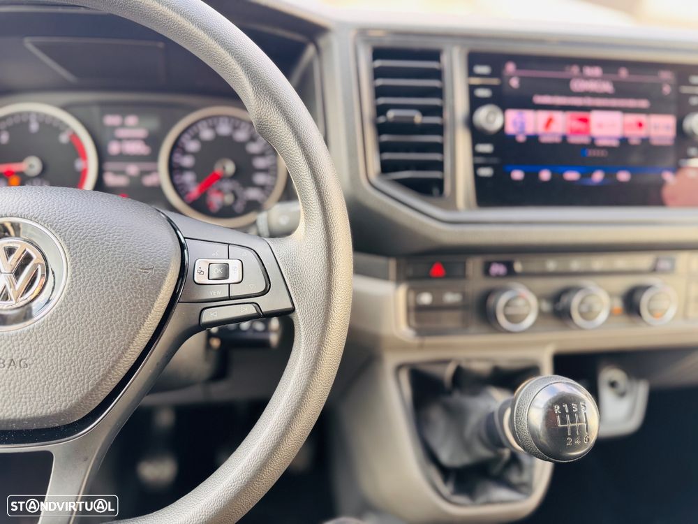 VW Crafter 2.0 TDI 140HP 35 MWB HRF - 14