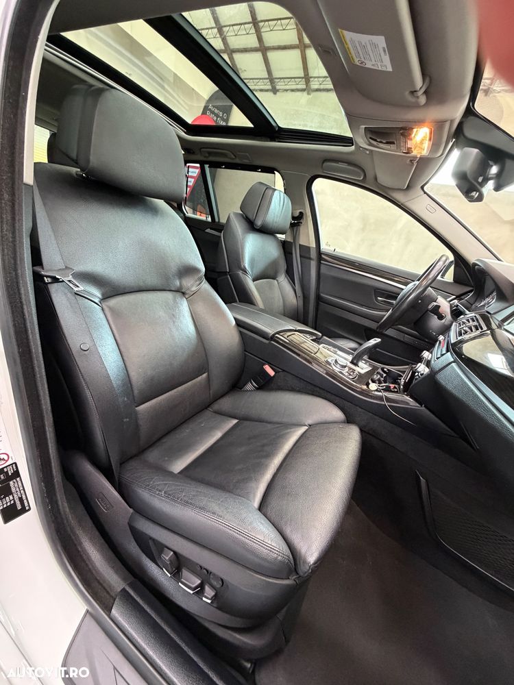 BMW Seria 5 525d xDrive Sport-Aut. - 12