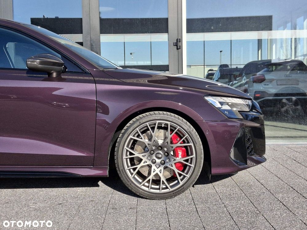 Audi RS3 Limousine - 6