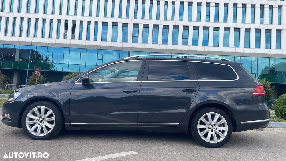 Volkswagen Passat - 4