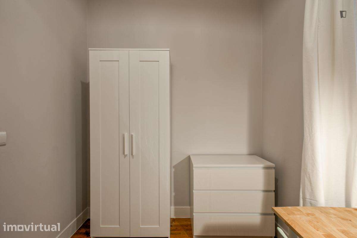 Quarto - localizado em Picoas Lisbon - Grande imagem: 4/22
