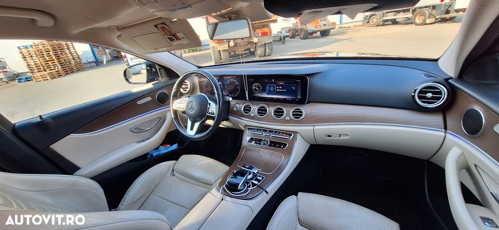 Mercedes-Benz E - 5