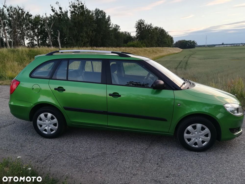 Skoda Fabia 1.4 16V Ambition Plus - 4