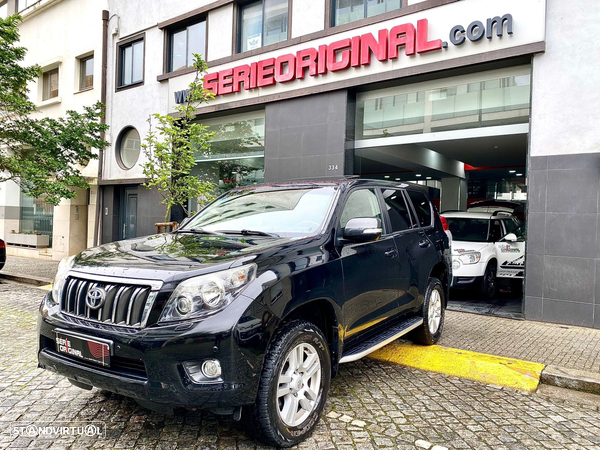 Toyota Land Cruiser 3.0 D-4D Luxury CA