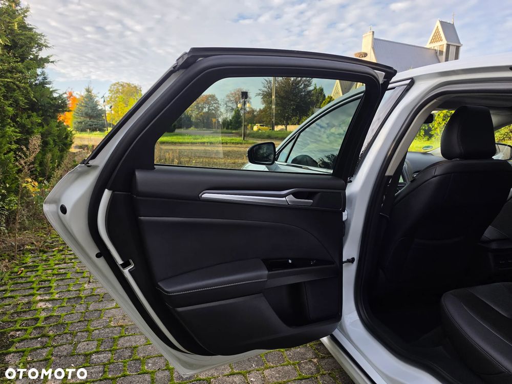 Ford Mondeo 2.0 TDCi STart-Stopp PowerShift-Aut Titanium - 29