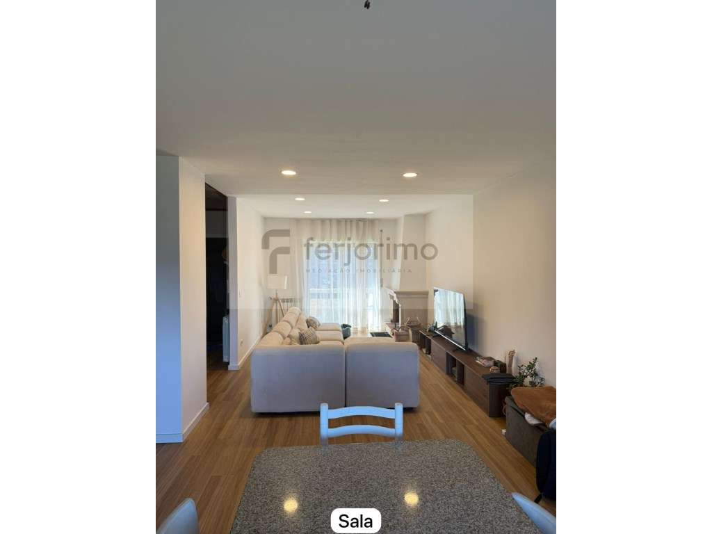 Moradia Geminada T3 com Vista Deslumbrante sobre Guimarães - Grande imagem: 3/60