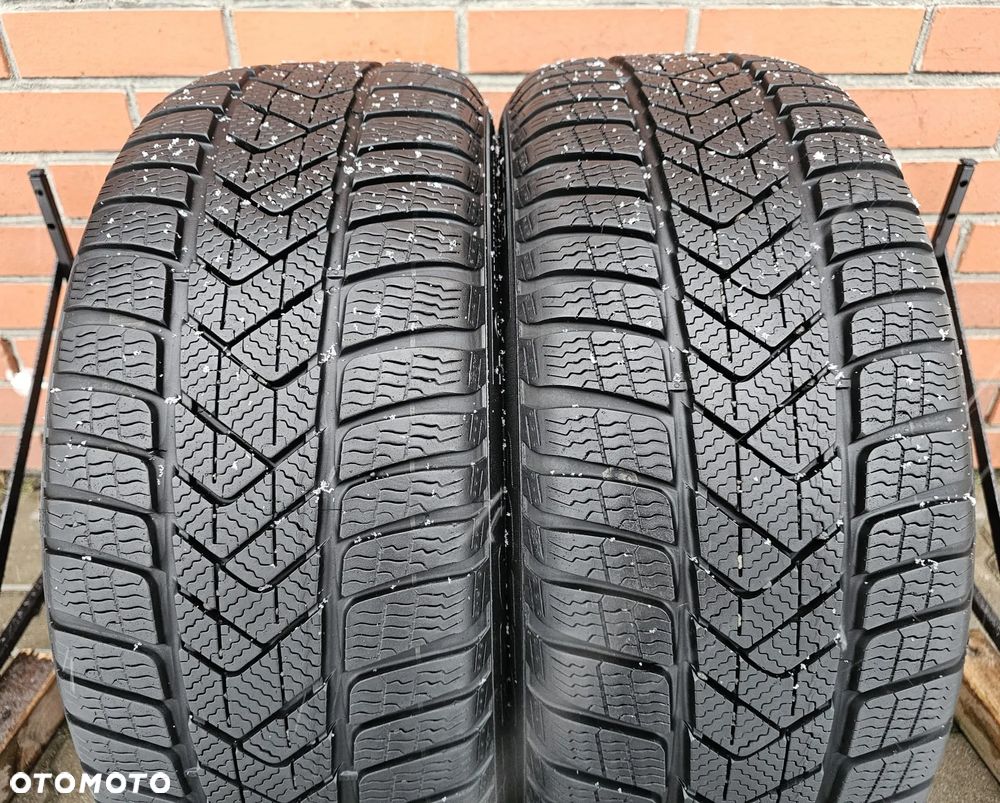 (A17) 225/45R17 91H 7mm 18r RSC RF / Pirelli Sottozero 3 - 2