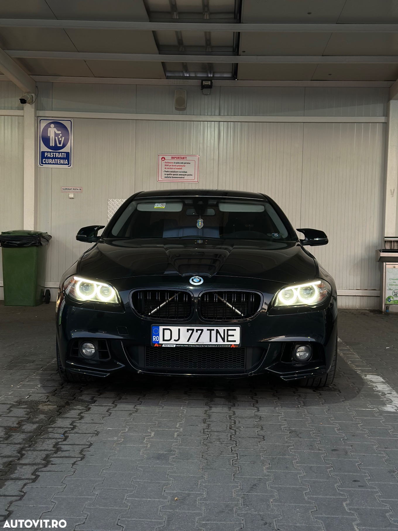 BMW Seria 5 530d xDrive - 7
