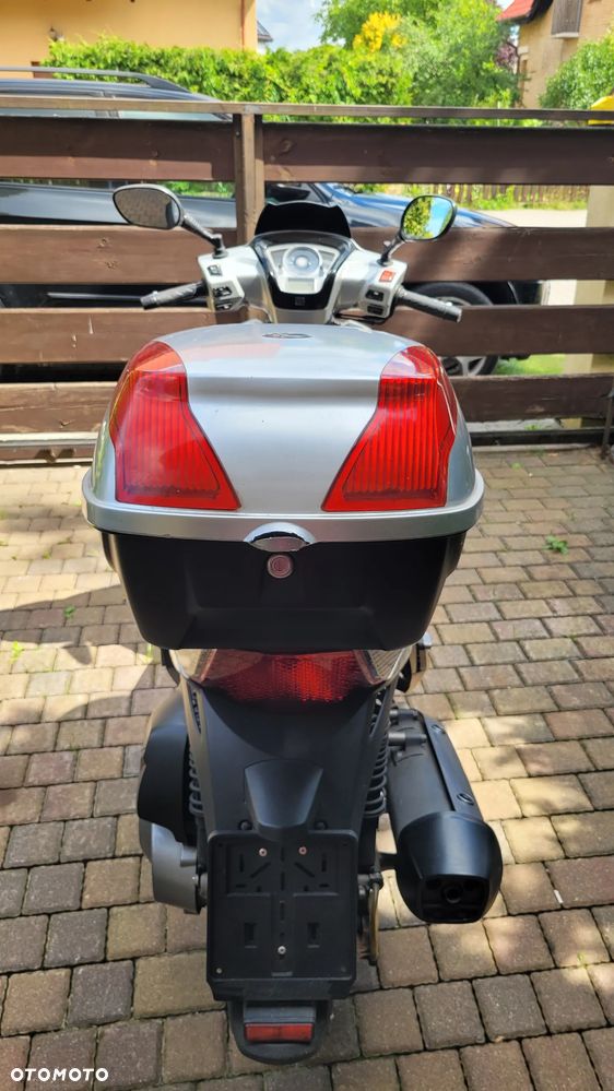 Kymco People - 25