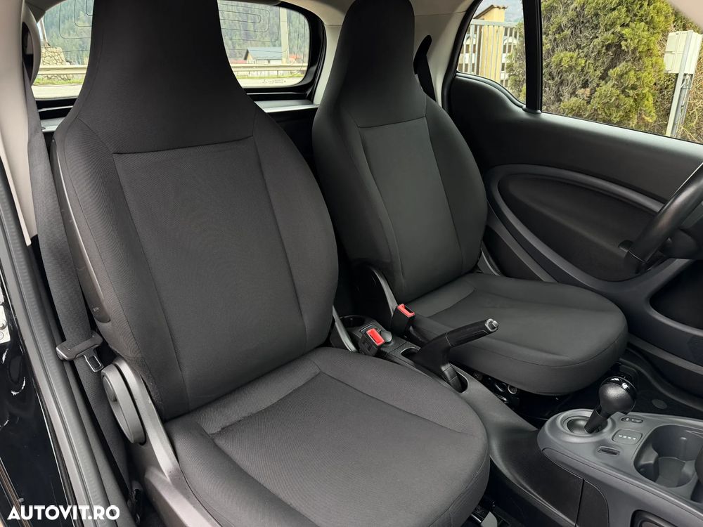 Smart Fortwo EQ - 18