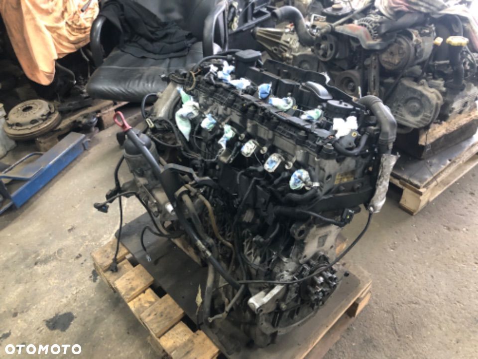 Słup silnika bmw e91 3.0d M57TUE2 - 3