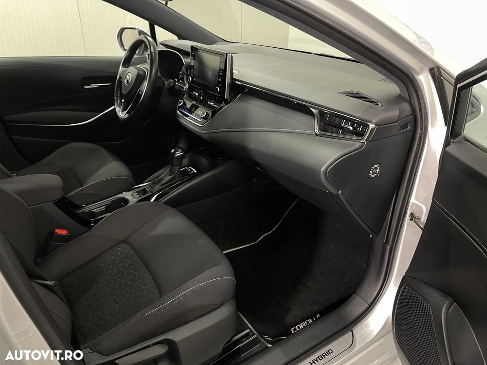 Toyota Corolla 1.8 Business Edition - 10