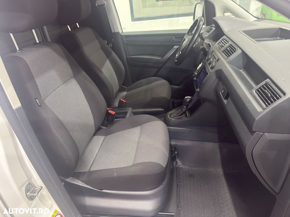 2020 Volkswagen Caddy, photograph 11