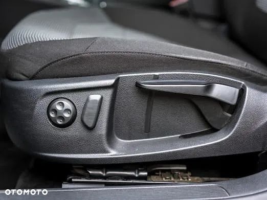 Volkswagen Passat 2.0 TDI Comfortline - 3