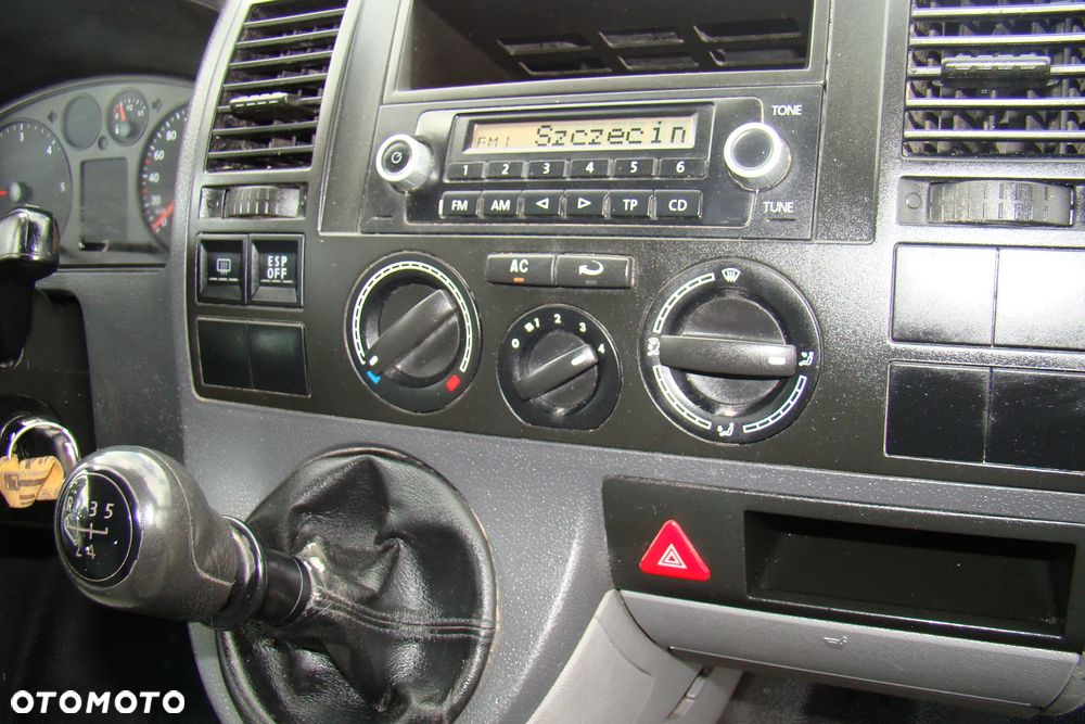Volkswagen Transporter - 12