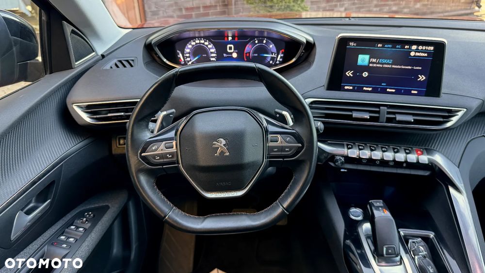 Peugeot 3008 BlueHDi 120 EAT6 Stop & Start Active - 28