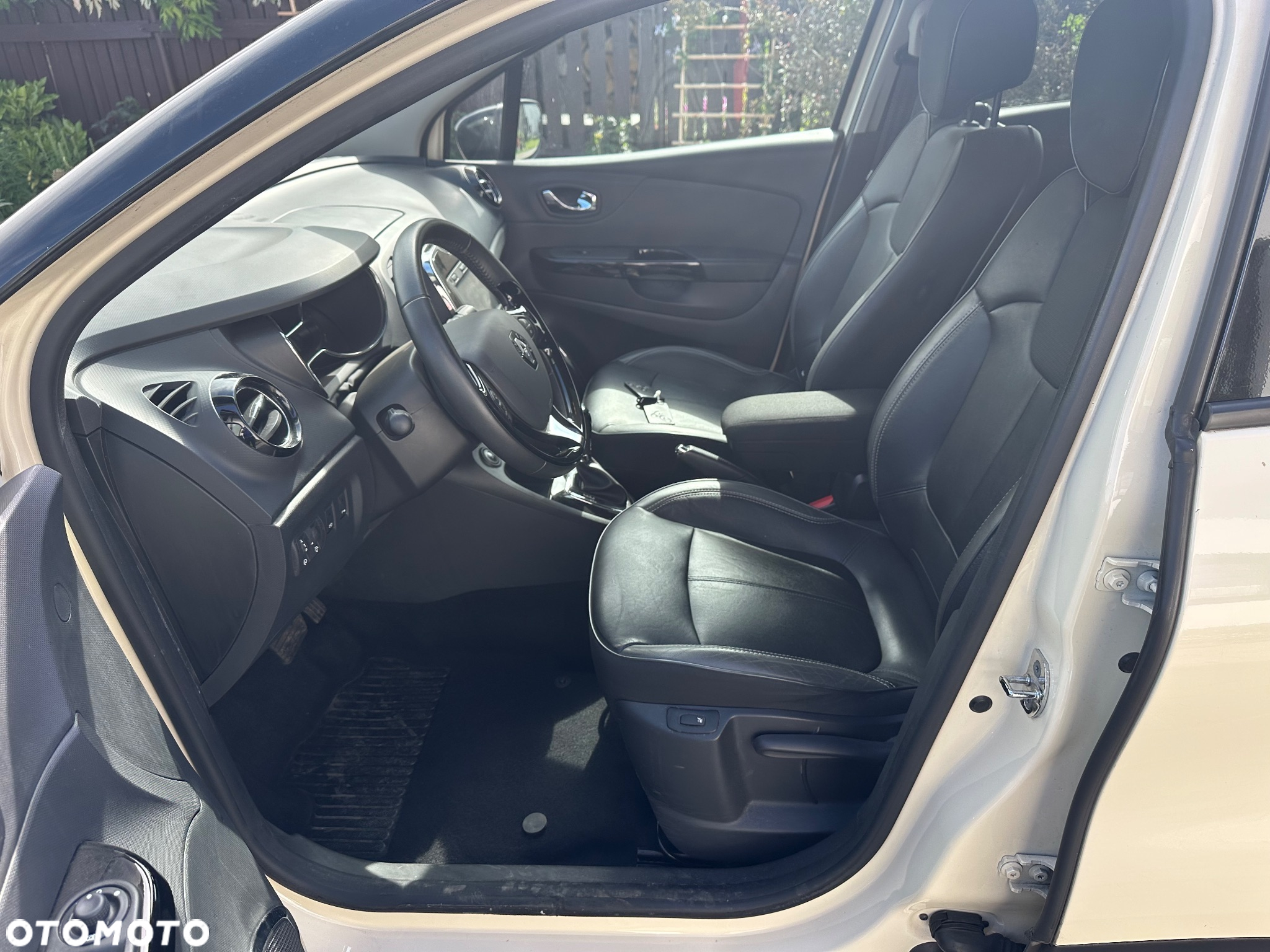 Renault Captur 1.2 Energy TCe Limited EDC - 21