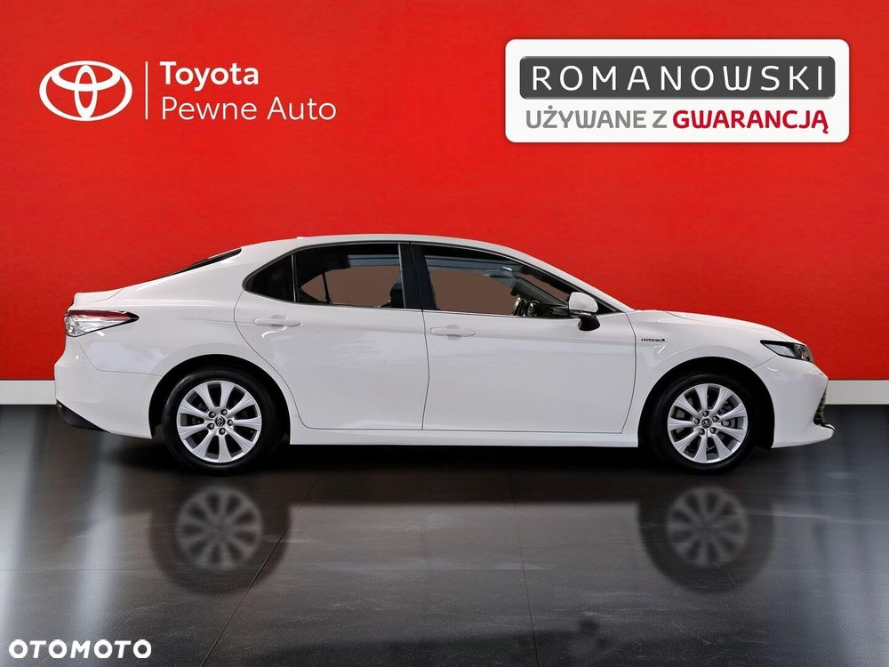 Toyota Camry 2019