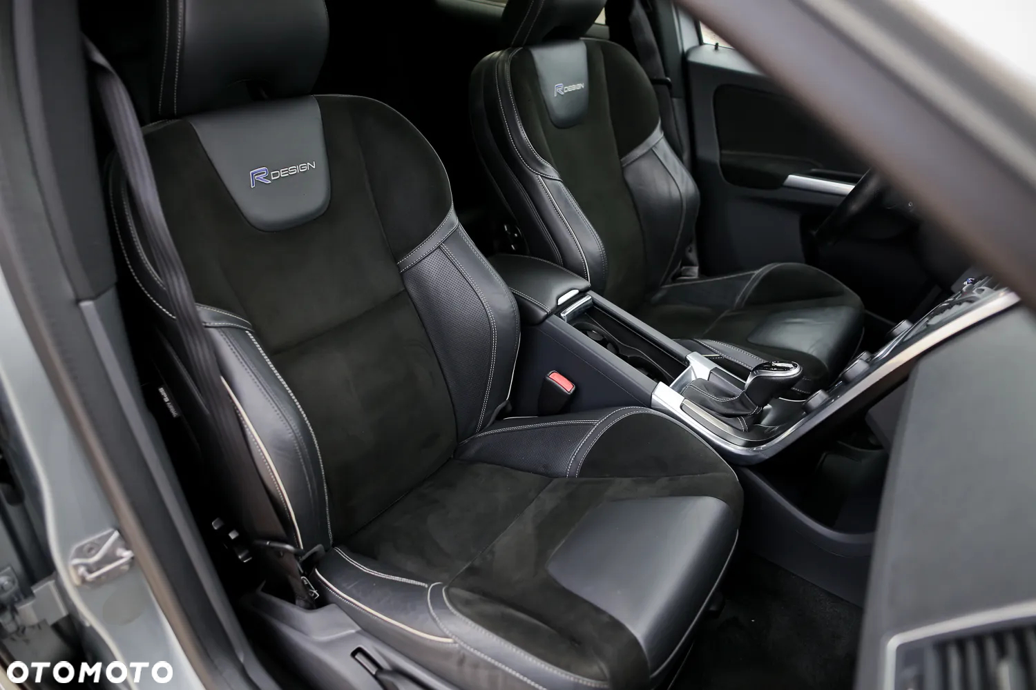 Volvo XC 60 D4 Geartronic Summum - 25