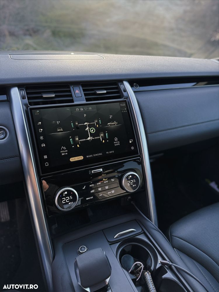 Land Rover Discovery 2.0 L Si4 Ingenium SE - 8