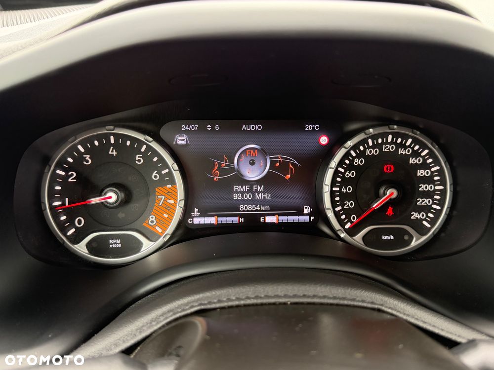 Jeep Renegade - 26