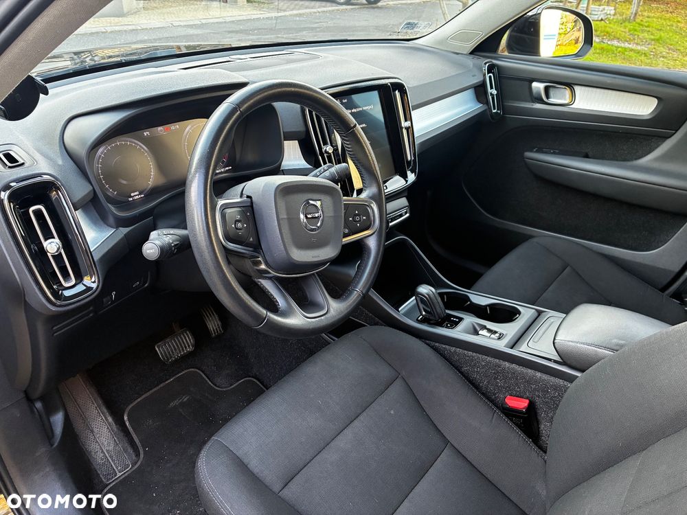 Volvo XC 40 T3 Momentum Core - 6