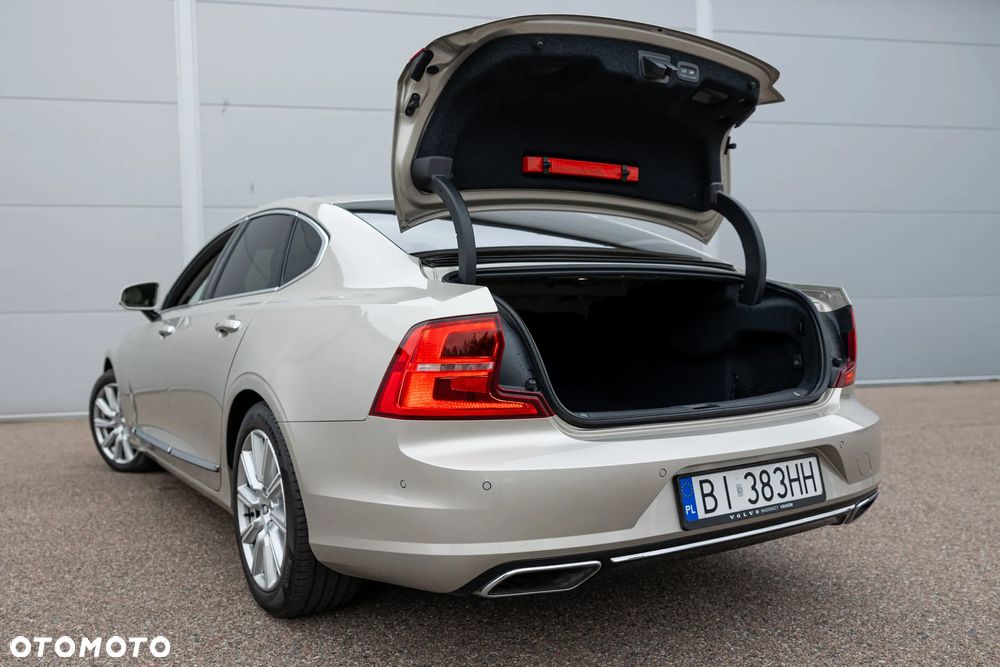 Volvo S90 D5 AWD Inscription - 22