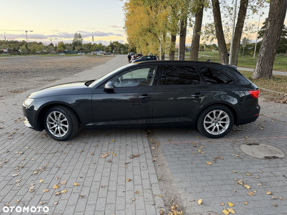 Audi A4 Avant - 4