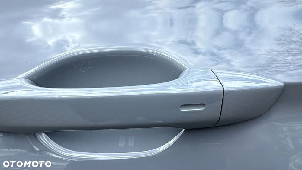 Volkswagen Passat - 11