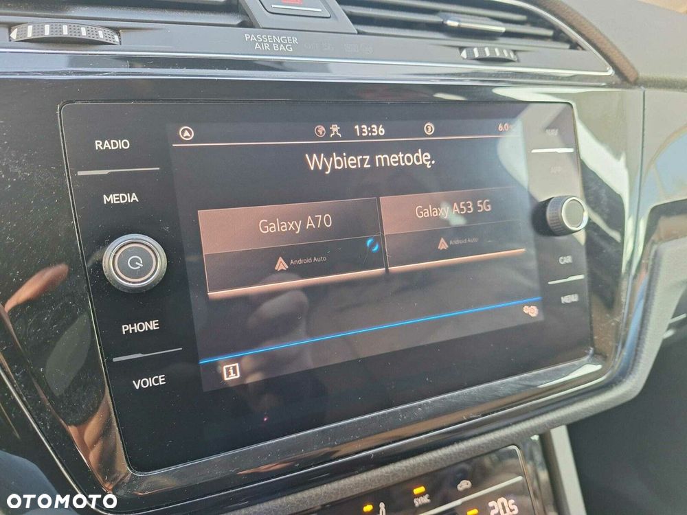 Volkswagen Touran - 18
