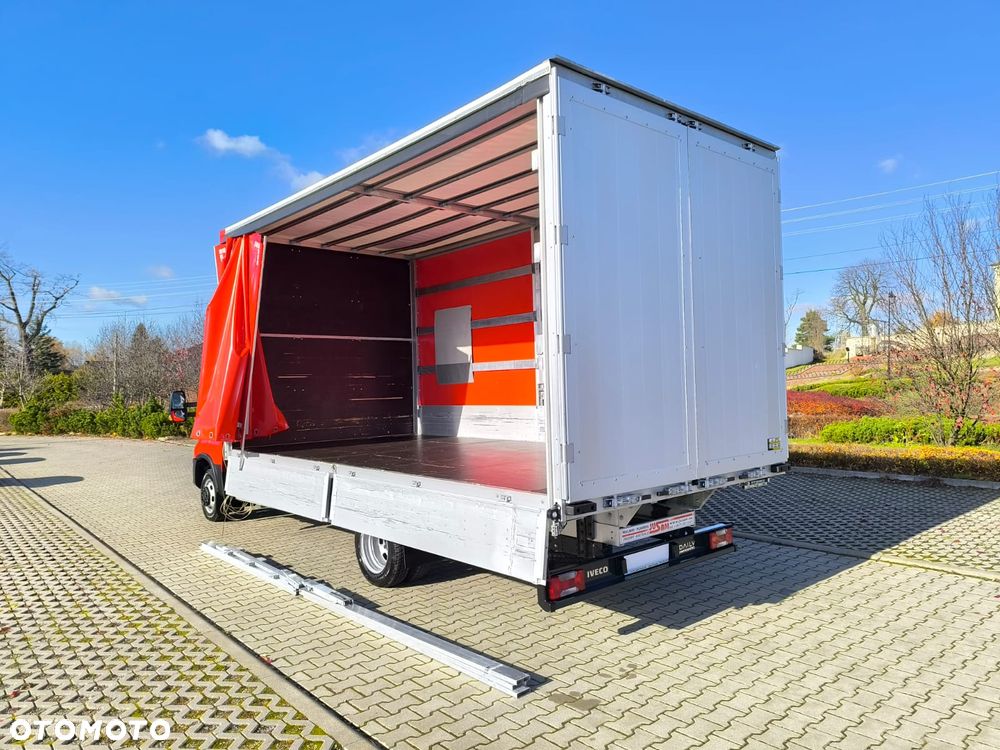 Iveco Daily 50C18 Plandeka, 12 Palet, Sypialnia, Firana+Drzwi z tyłu. - 11