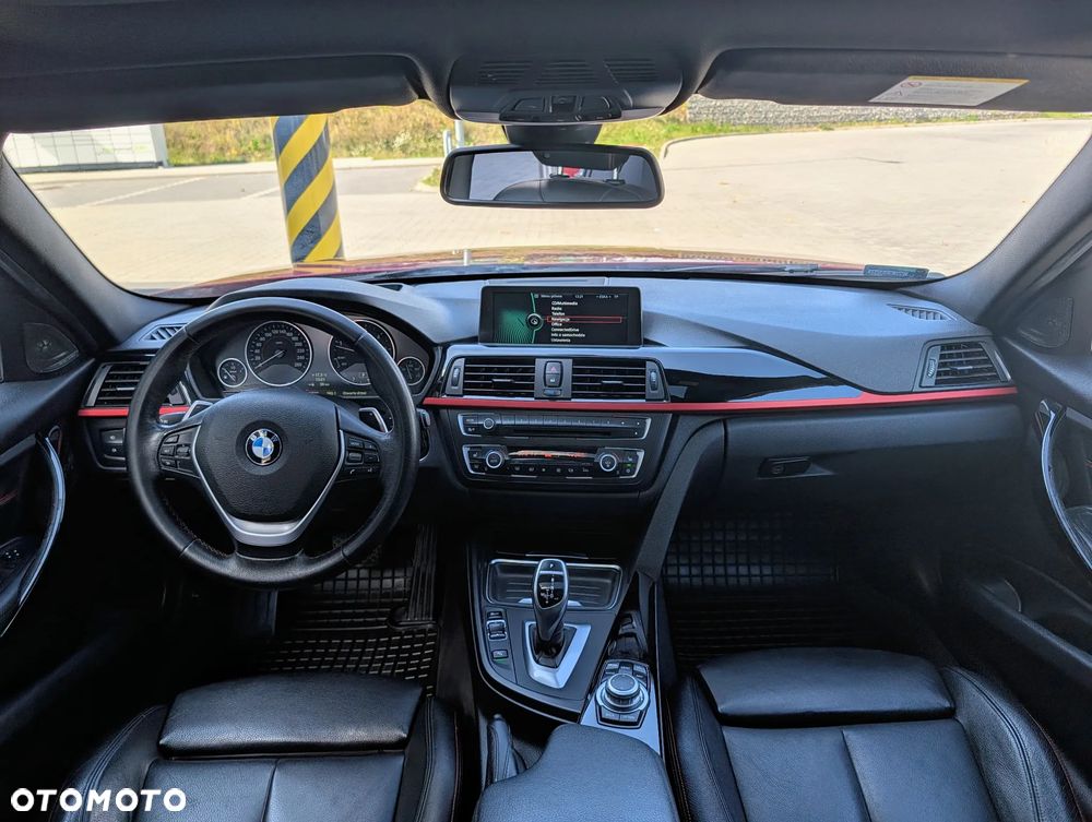 BMW Seria 3 320d Sport-Aut Sport Line - 19