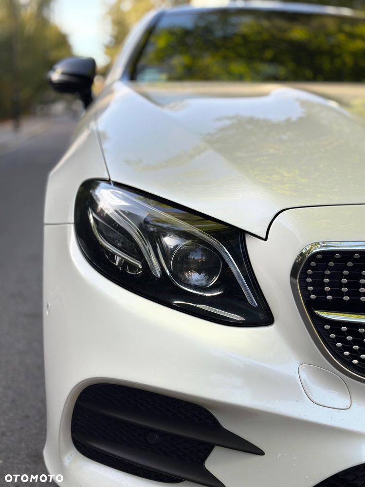 Mercedes-Benz Klasa E 220 d Coupe 4-Matic 9G-TRONIC - 8
