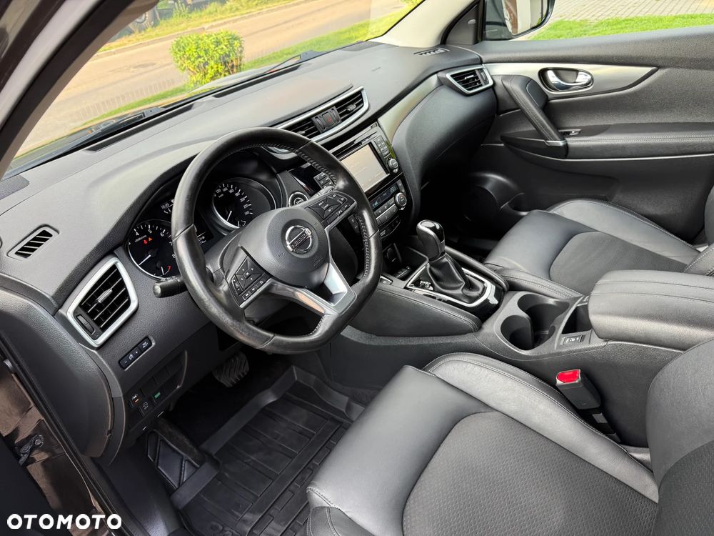 Nissan Qashqai 1.2 DIG-T Xtronic TEKNA+ - 11