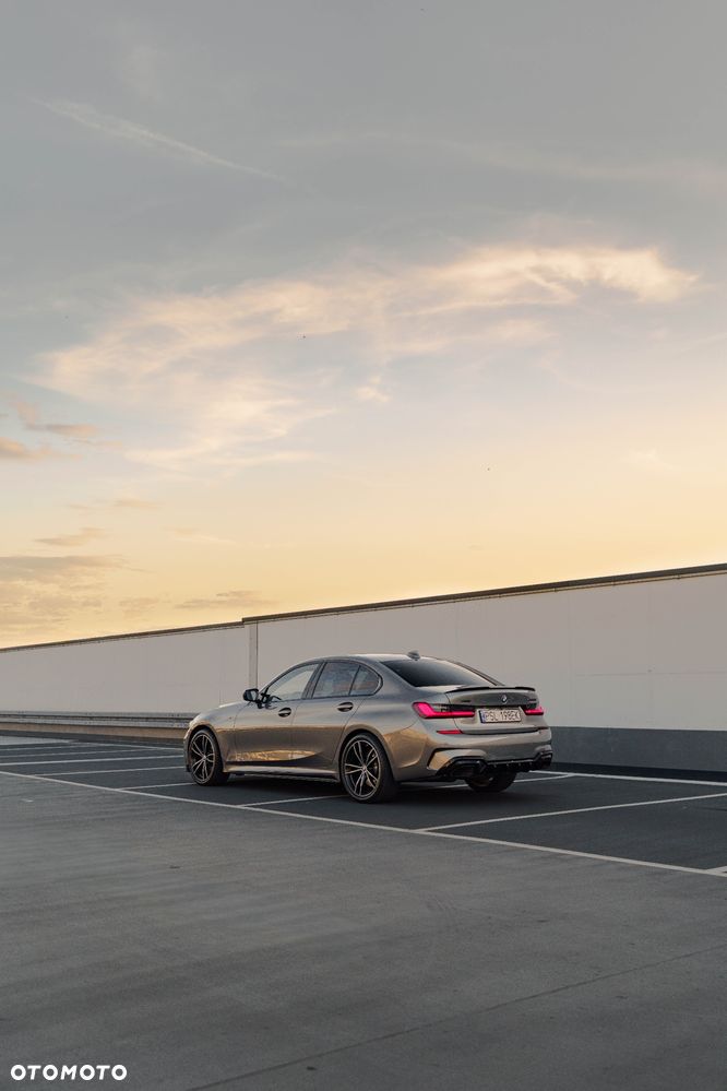 BMW Seria 3 M340i xDrive - 28