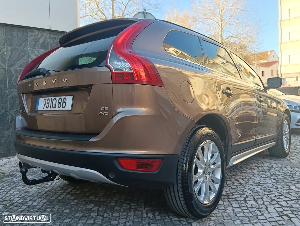Volvo XC 60 D5 Momentum - 7