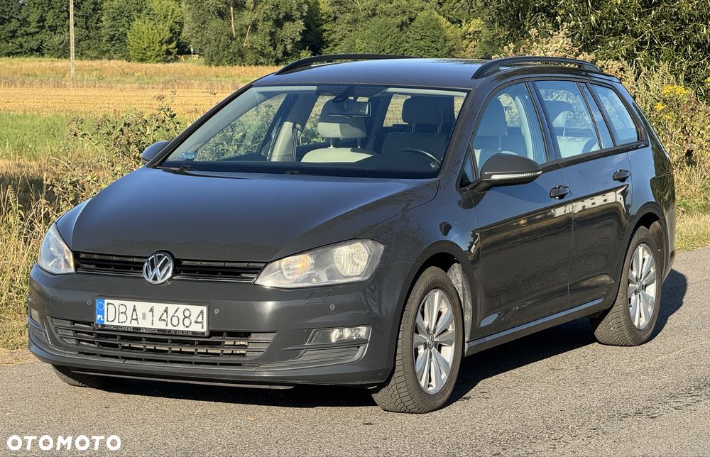 Volkswagen Golf - 2