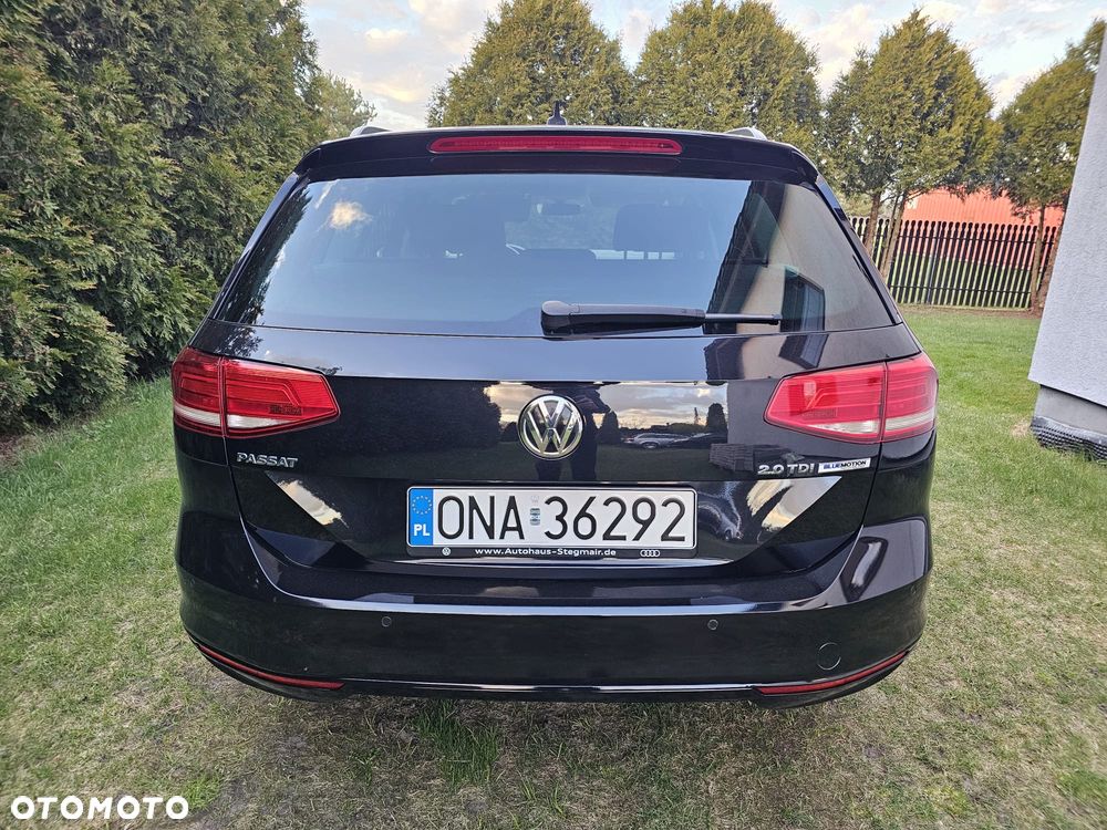 Volkswagen Passat 2.0 TDI (BlueMotion Technology) Comfortline - 3