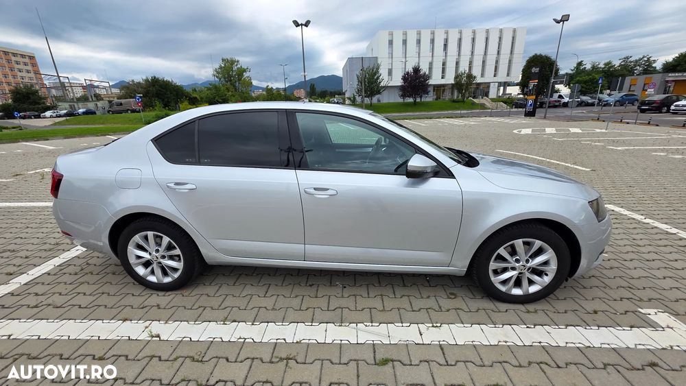 Skoda Octavia - 7
