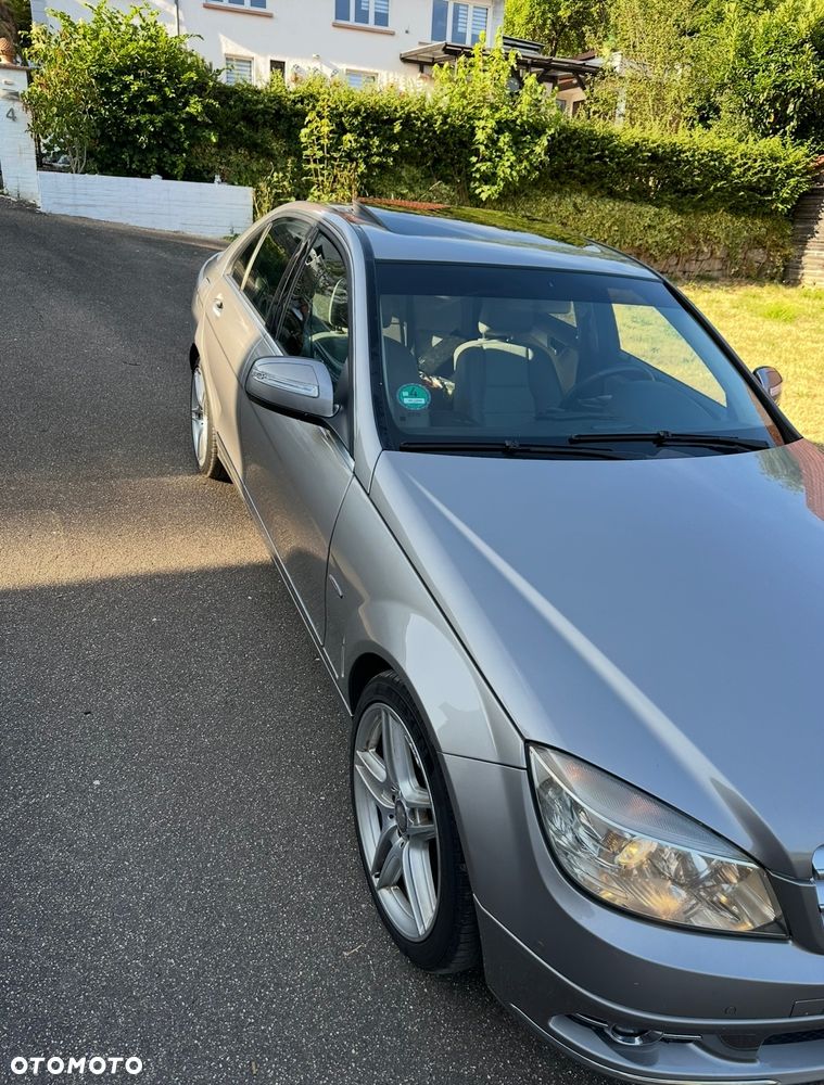 Mercedes-Benz Klasa C 280 Avantgarde 4-Matic - 8